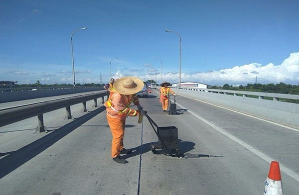 高速公路道路修补解决方案